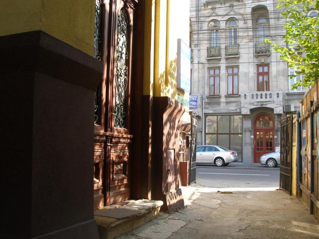 Kretan Hostel بوخارست المظهر الخارجي الصورة