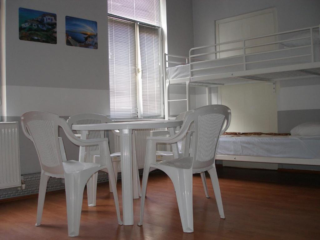 Kretan Hostel بوخارست الغرفة الصورة